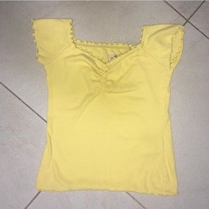 Yellow t-shirt